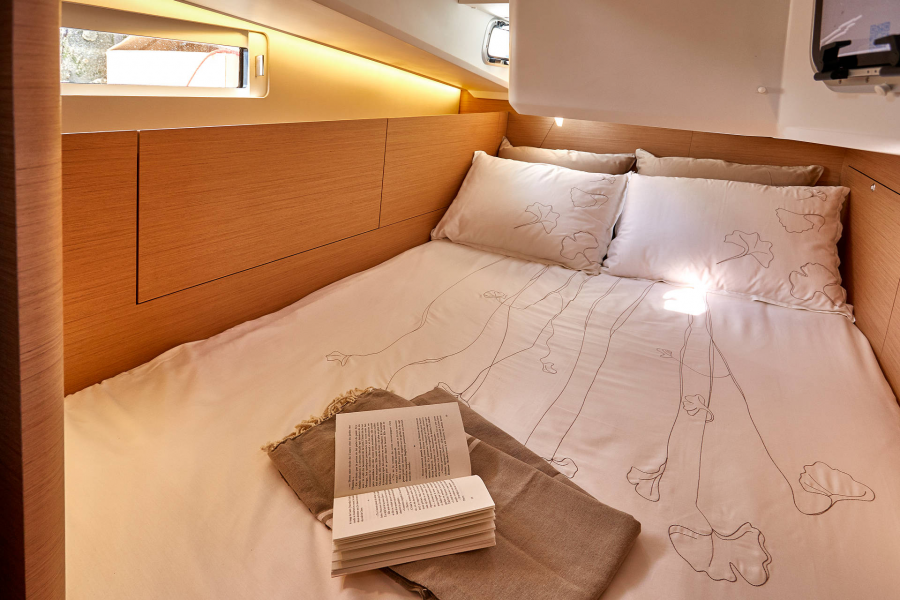 Sun Odyssey 440